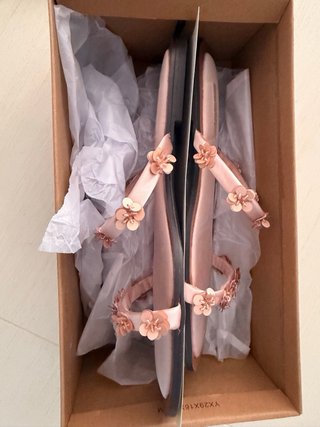Sandalias Corina flores rosa y dorado