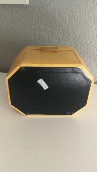 Joyero Octogonal Amarillo con Asa y Cierre Dorado
