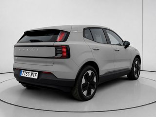 Volvo EX30 Single Motor Extended Range Core Auto 200 kW (272 CV)