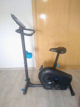 Bicicleta Estática DOMYOS 140