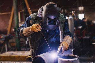 Se realiza trabajos de  soldaduras y mantenimiento