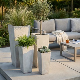 Set 4 Vasi da Giardino in Fibra di Argilla Beige