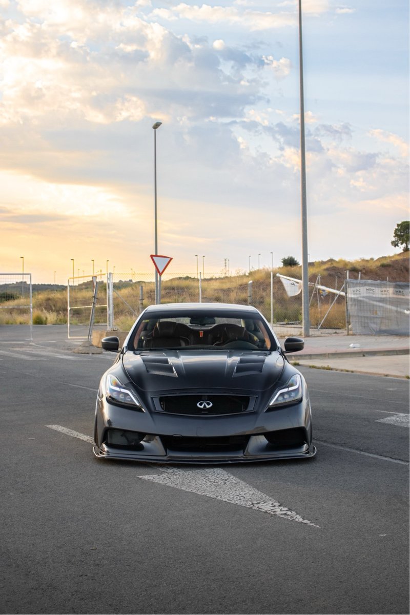 Infiniti G37 2010 - foto 1