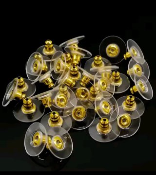 Pasadores de pendientes dorados con base transpare