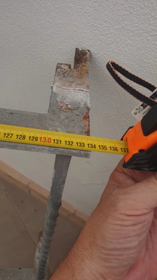 Reja de hierro forjado para ventana