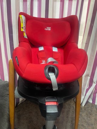 Silla coche Britax Römer roja