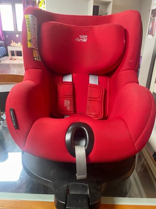 Silla coche Britax Römer roja