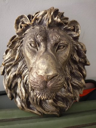 Testa di leone antica