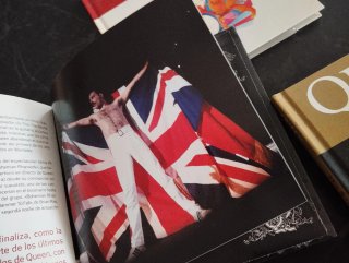 Lote 4 Libros-CD Queen