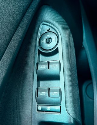 Ford C-MAX ETIQUETA C 2017