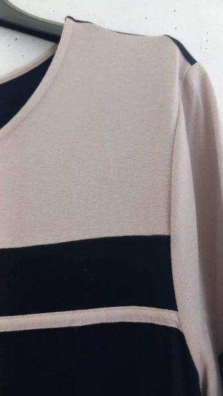 Abito viscosa beige e nero,nuovo tg 46