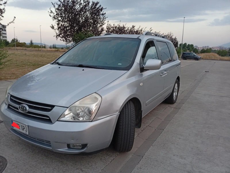 KIA Carnival 2009 - foto 1