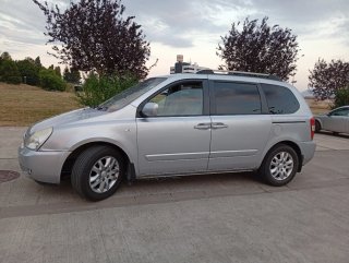 KIA Carnival 2009