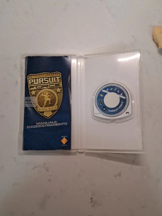 PSP Pursuit Force Essentials