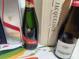 4 BOTTIGLIE VUOTE CHAMPAGNE CON SCATOLE