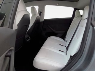 Tesla Model Y Performance 4WD 393 kW (534 CV)