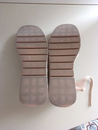 Sandalias Catwalk Beige Cuña