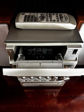 Kenwood Reproductor CD, Casete y Radio