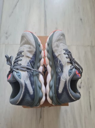 Zapatillas Mizuno Wave Sky 7 Gris/Morado