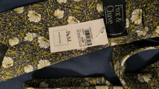 Corbata  floral verde y amarilla