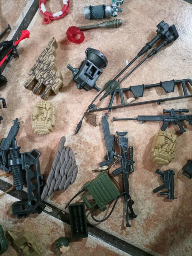Lote Acción Militar Caop Mei: 16 figuras