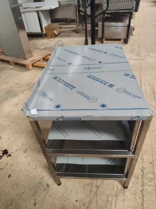 MESA ACERO 1M CON PUERTAS CORREDERA MIRA MI PERFIL