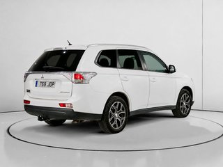 Mitsubishi Outlander 220 DI-D Motion 2WD 110 kW (150 CV)