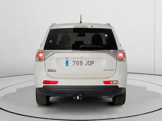 Mitsubishi Outlander 220 DI-D Motion 2WD 110 kW (150 CV)