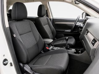 Mitsubishi Outlander 220 DI-D Motion 2WD 110 kW (150 CV)
