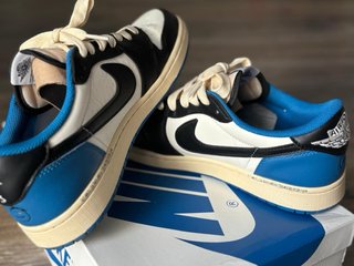 Jordan 1 Low OG SP x Travis Scott Fragment