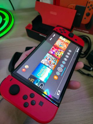 Nintendo Switch oled (C..h1.pp)