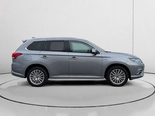 Mitsubishi Outlander 2.4 PHEV Kaiteki 4WD Auto 165 kW (224 CV)