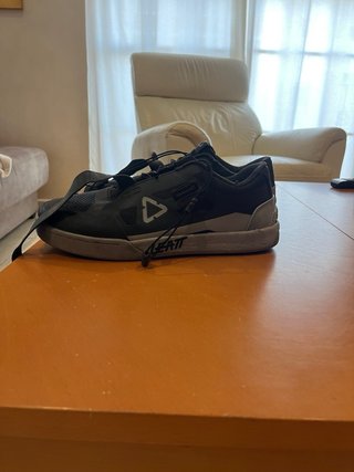 Zapatos de cala Leatt