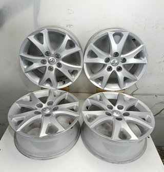 ✅Juego de llanta Para Toyota avensis de 16 pulgada