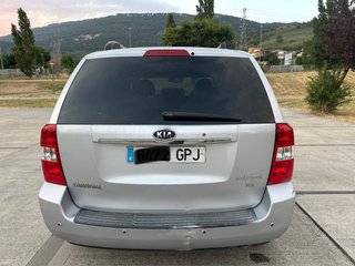 KIA Carnival 2009