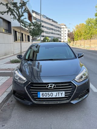 Hyundai i40  1.7 CRDI 140cv Edicion Special Automa