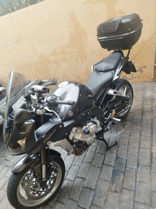 Yamaha FZ1 2008 Negra