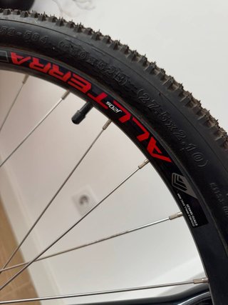 GT Agressor 2023 bicicleta Montaña, talla S