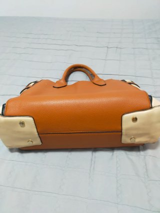 Bolso grande beige y marrón