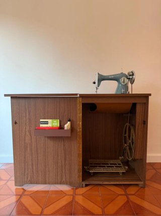 Máquina de coser Alfa Modelo 43