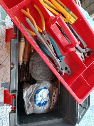 Caja con herramientas