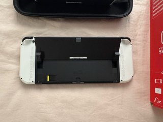 Nintendo Switch OLED + microSD 256 GB + Controller