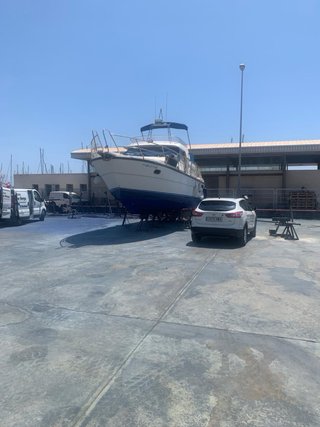Barco Nimbus 37