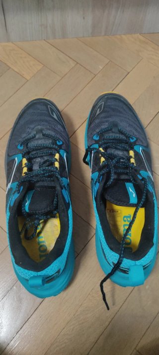 Deportivas Joma Azul y Amarillo talla 44