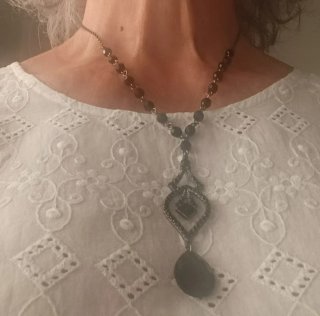 Collar gargantilla plata vieja y negra