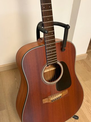 Guitarra Takamine GD11M-NS + funda + accesorios