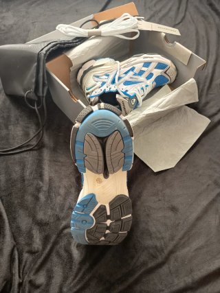 Balenciaga Runner Azul y Blanco