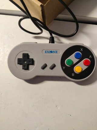 Pacchetto di 2 controller USB stile SNES per PC e altro