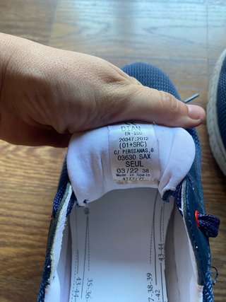 Zapatillas anti manchas y antideslizante