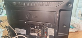TV LG Pequeña Negra